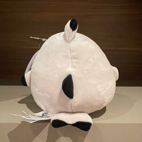 BNWT 5” Gordon Shark Squishmallow - Picture 2 of 3